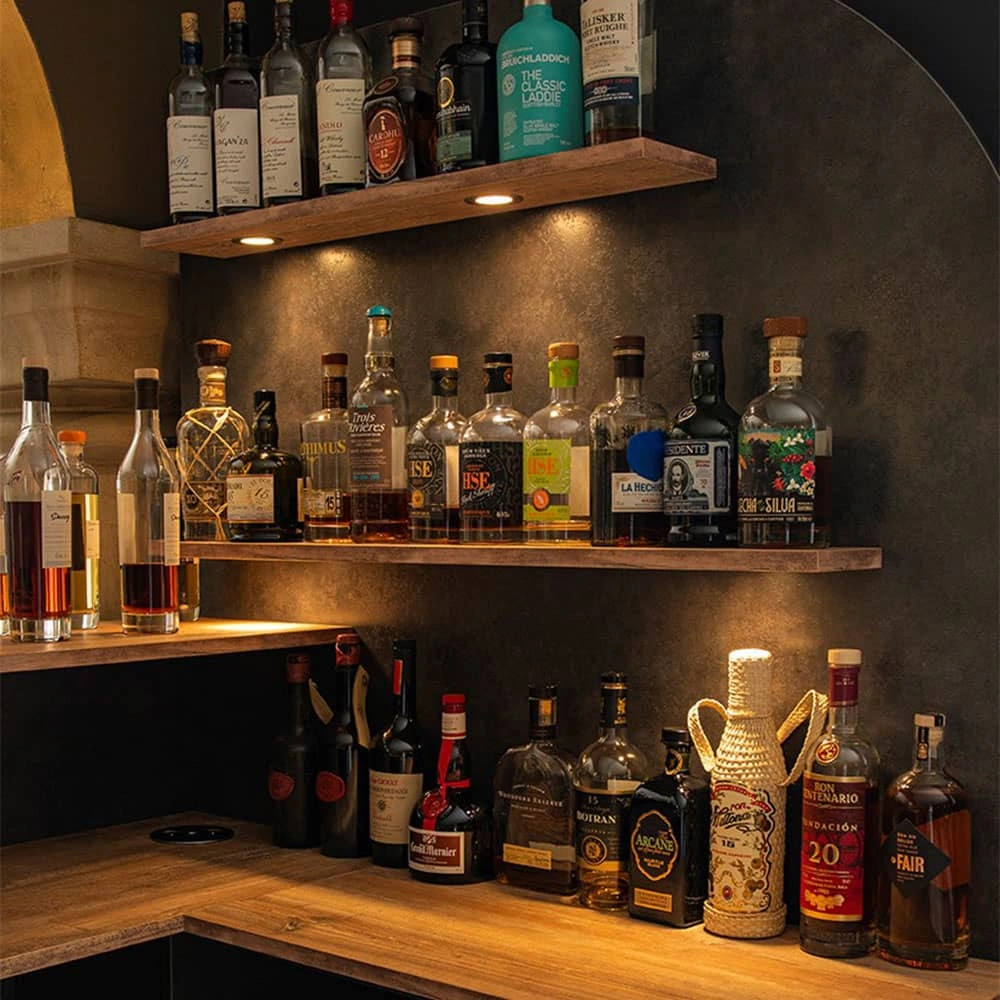 Bar lounge